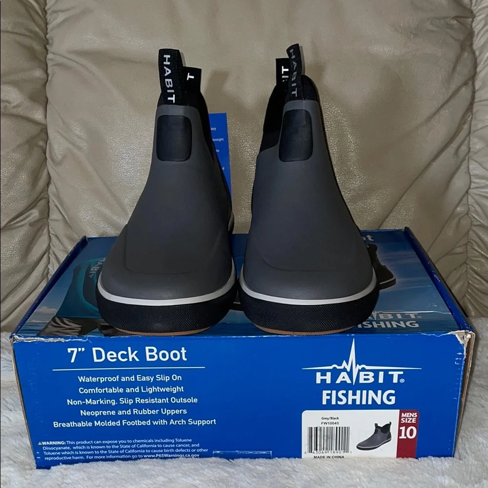 NWT HABIT Men's Gray Deck Boots.  Size 10 - Picture 7 of 8
